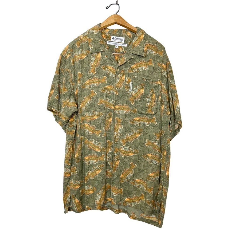 Columbia Mens Fish Print Casual Short Sleeve Button Down Shirt Medium M